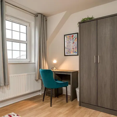 Central Belfast Apartments: Ashley Mews Room photo