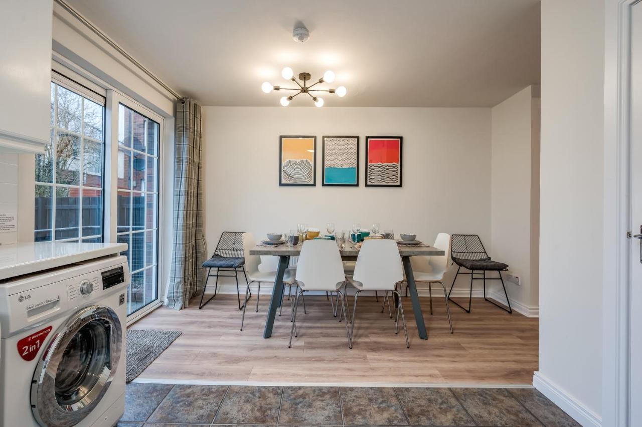 Apartments: Ashley Mews Holiday home Belfast